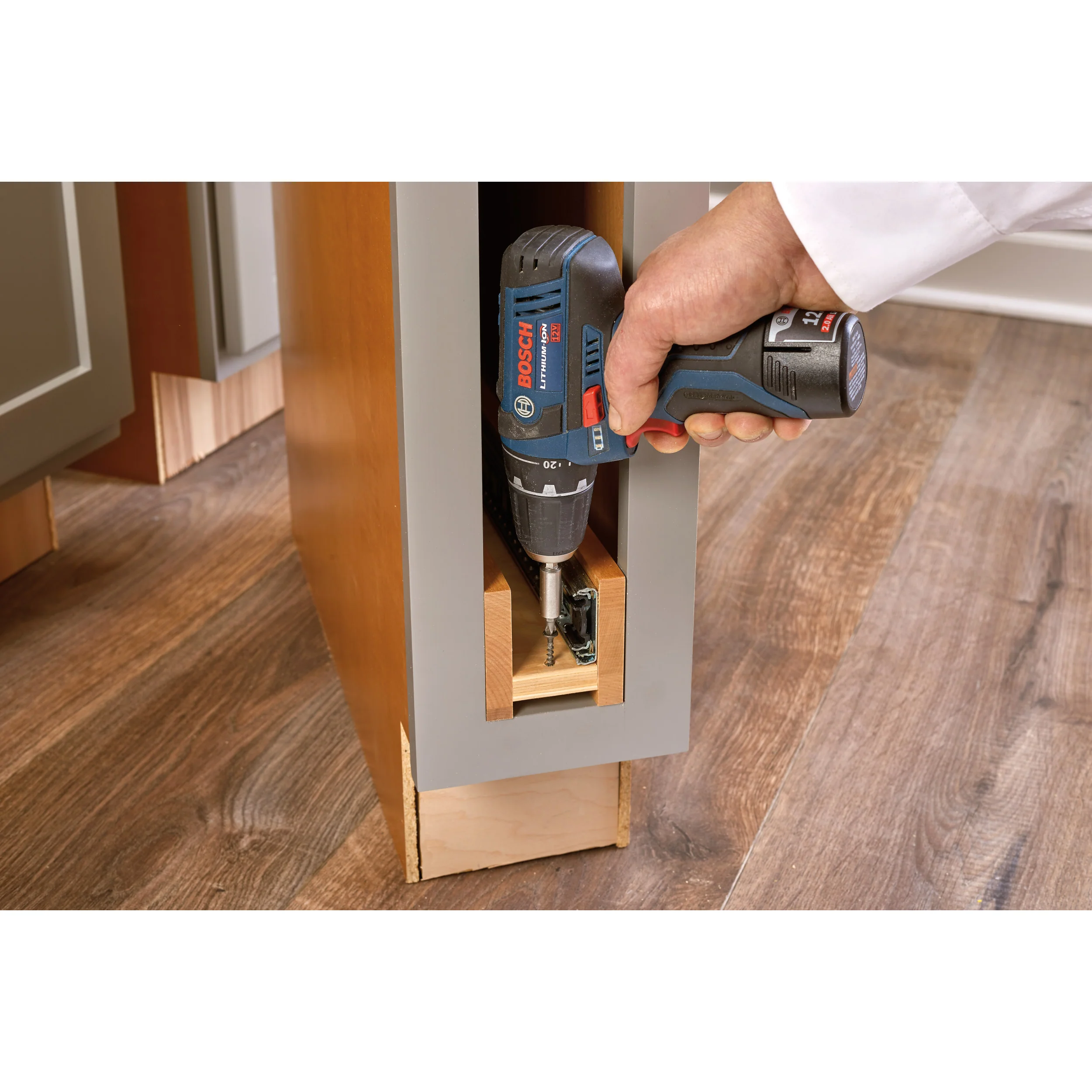 Wood Base Cabinet Pull Out Organizer Insert (3" W x 23" D x 27-5/16" H) - Image 3