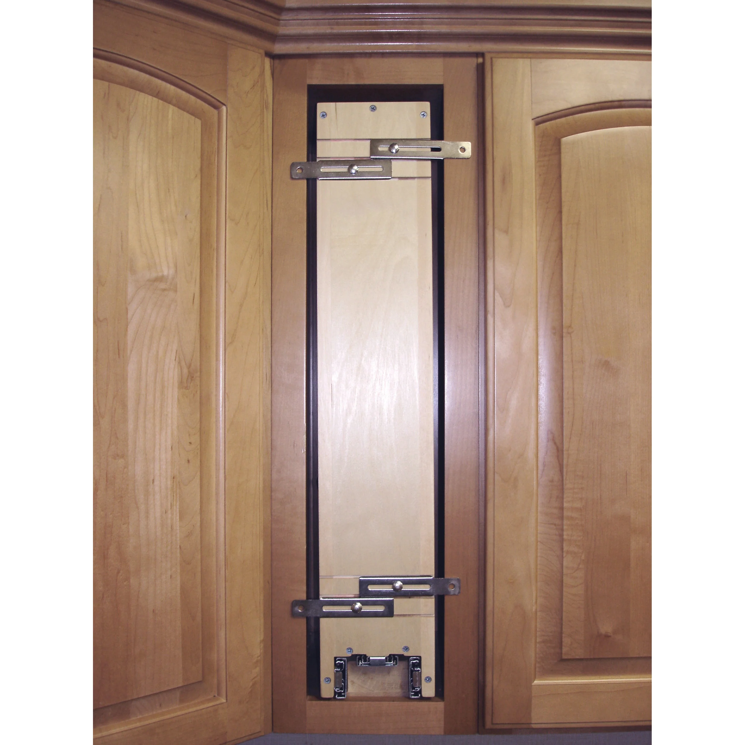 8 in x 36 in H Wood Pull Out Wall Organizer w/Soft Close Natural 8 in (203 mm) W x 10.75 in (273 mm) D x 32.15 in (817 mm) H - Image 5