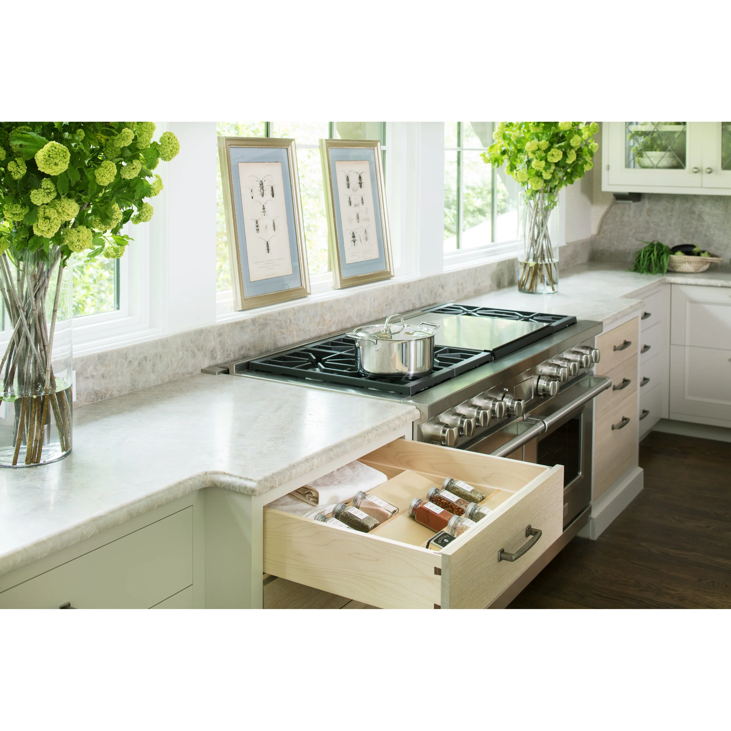 16 in Wood Spice Drawer Insert Natural  16 in (406 mm) W x 19.75 in (502 mm) D x 1.55 in (39 mm) H - Image 7
