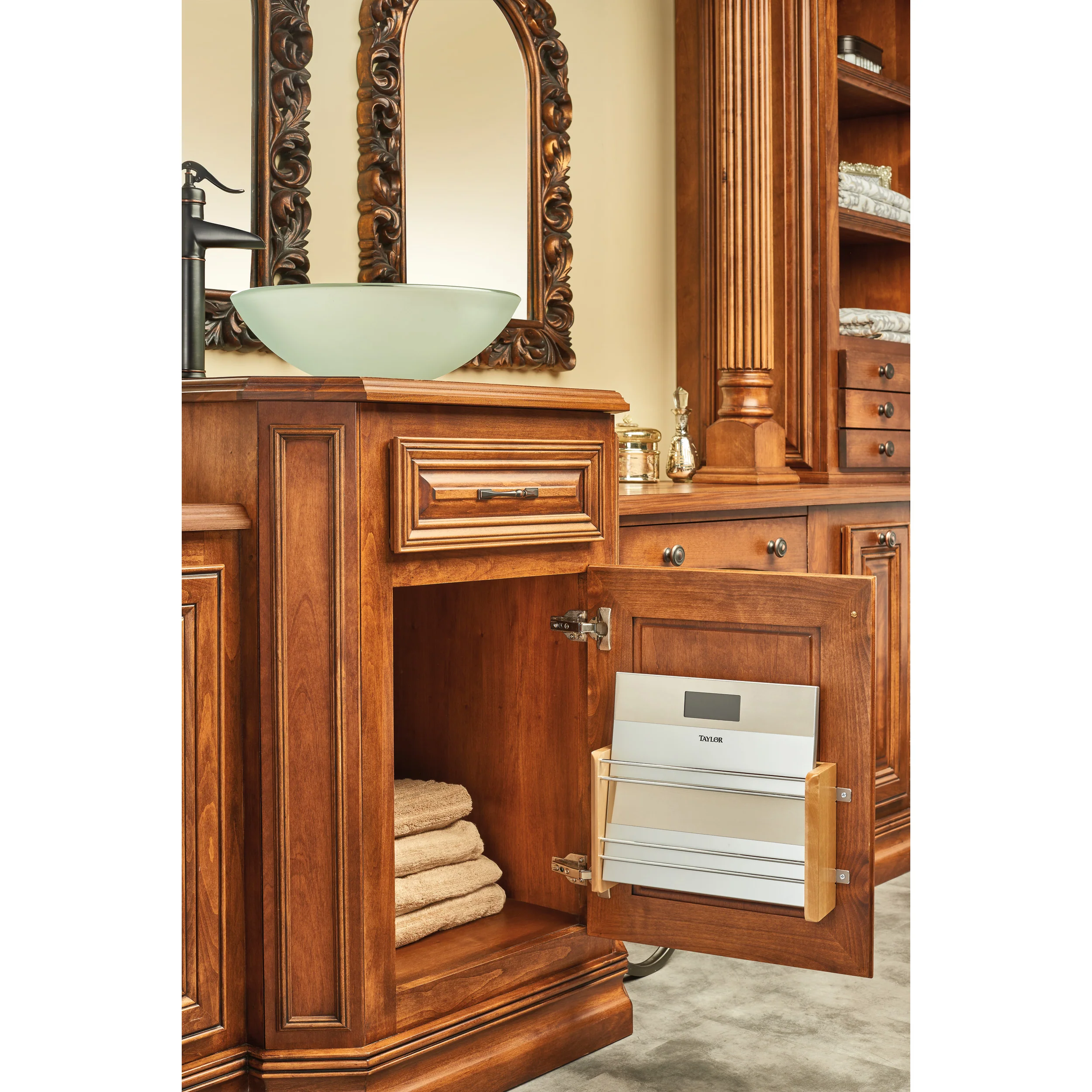 18 in Medium Door mount Foil Rack Natural  13.13 in (334 mm) W x 4 in (102 mm) D x 8 in (203 mm) H - Image 4