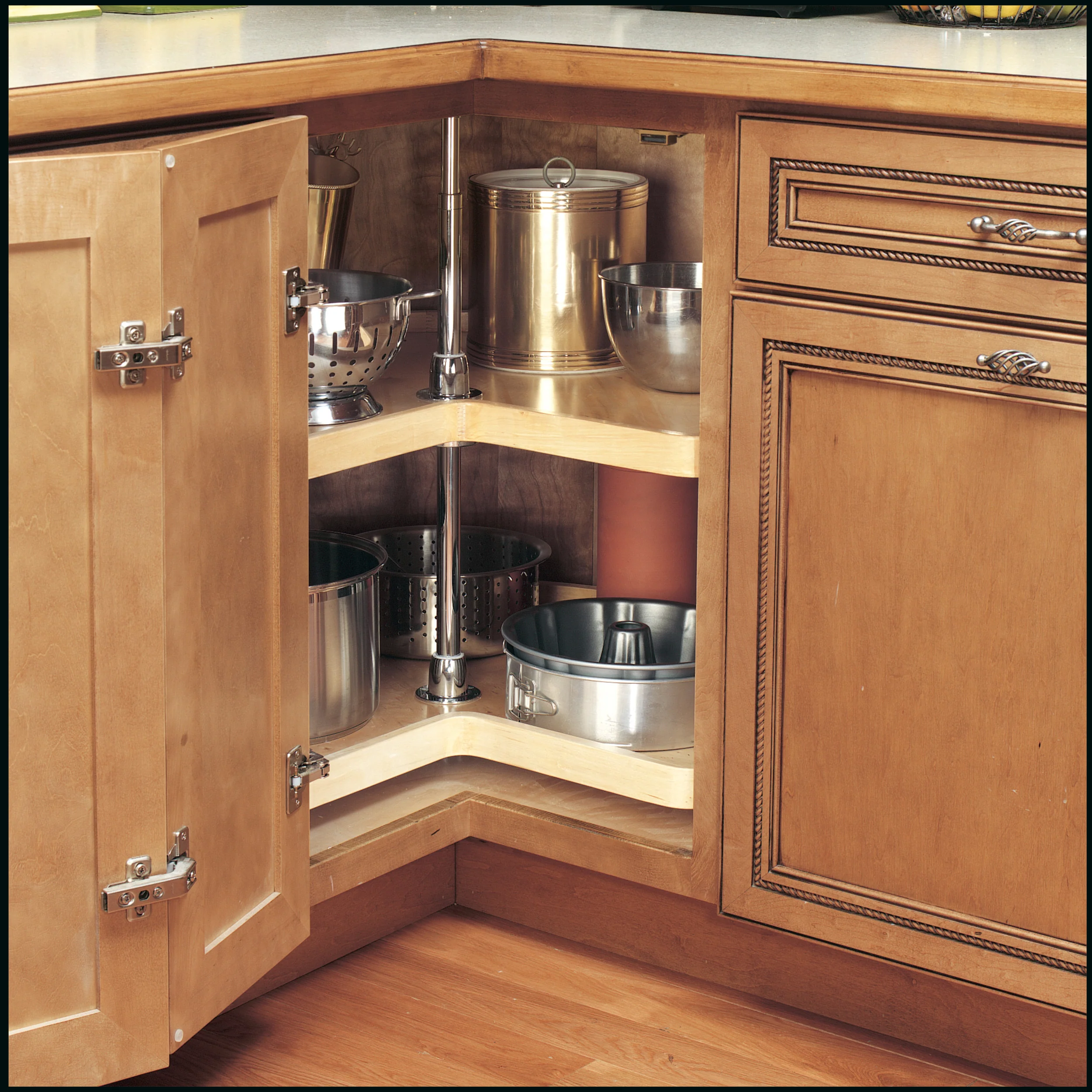 32 in Wood Kidney Lazy Susans 2-Shelf Natural  32 in (813 mm) W x 32 in (813 mm) D x 26 in (660 mm) H - Image 4