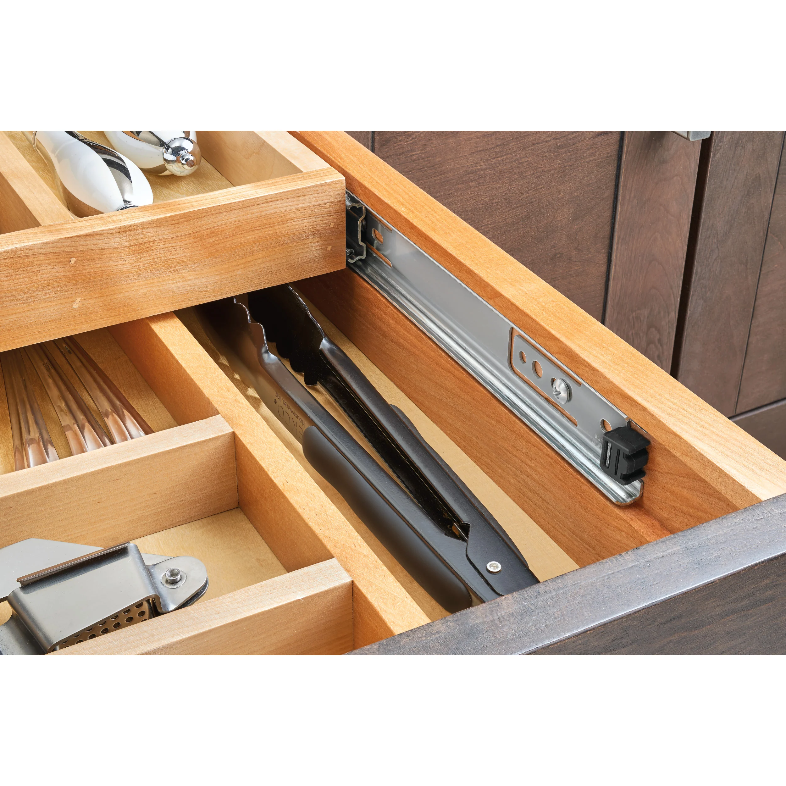 15 in Tiered Cutlery Drawer system Soft Close Natural  15 in (381 mm) W x 21.5 in (546 mm) D x 4.31 in (109 mm) H - Image 3