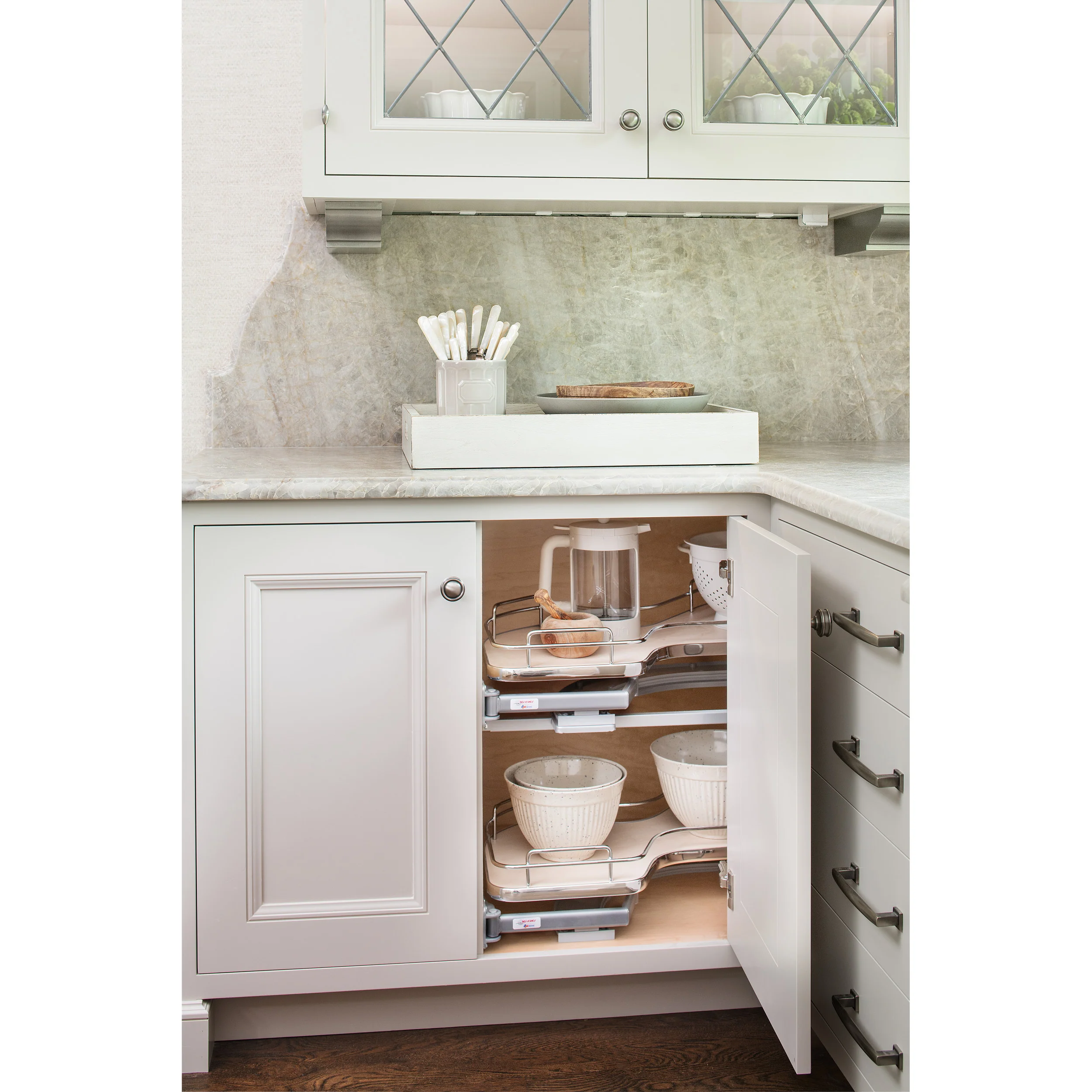 18 in Two-Tier Organizer for a Blind Right Natural 37.63 in (956 mm) W x 21.56 in (548 mm) D x 24.44 in (621 mm) H - Image 10