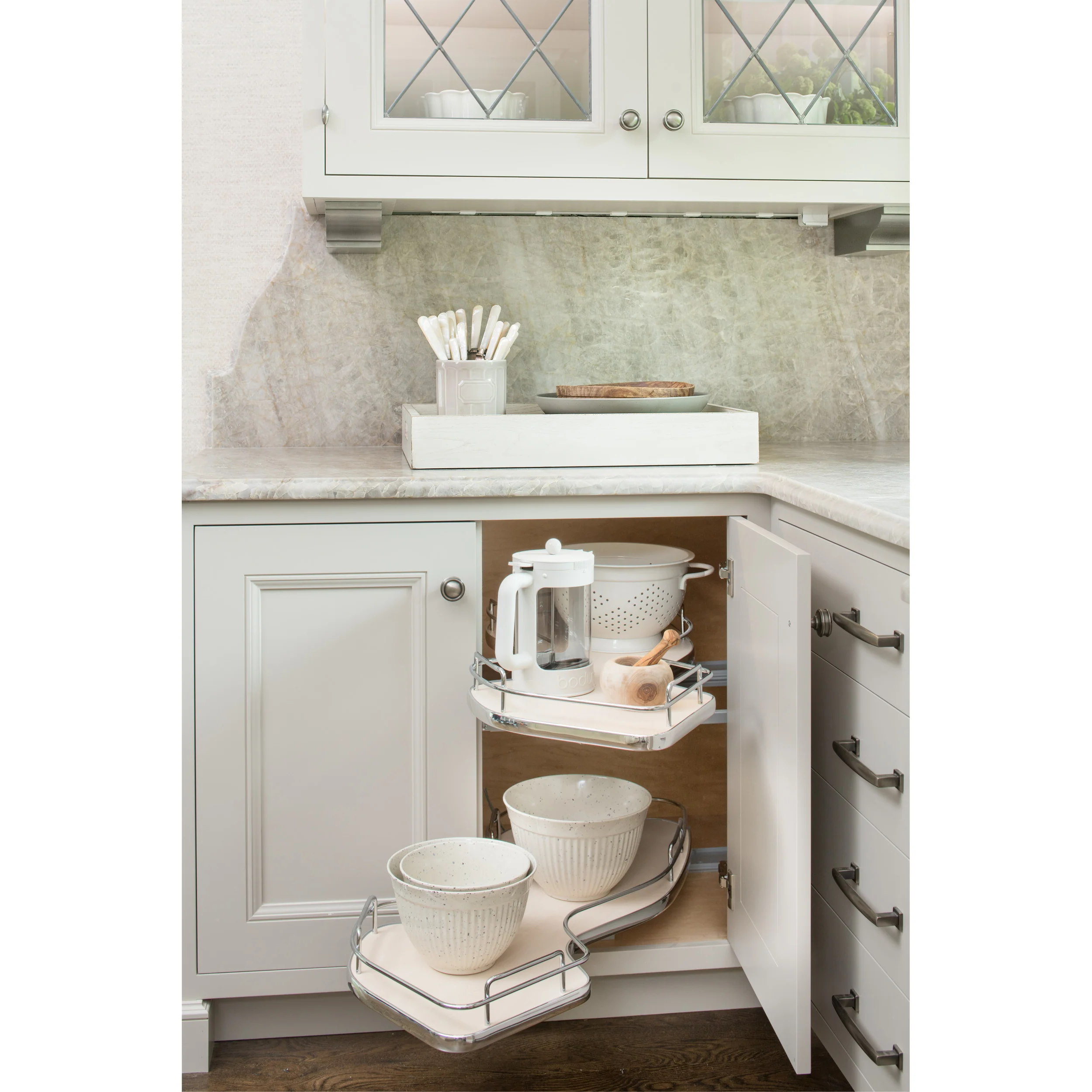 18 in Two-Tier Organizer for a Blind Right Natural 37.63 in (956 mm) W x 21.56 in (548 mm) D x 24.44 in (621 mm) H - Image 16