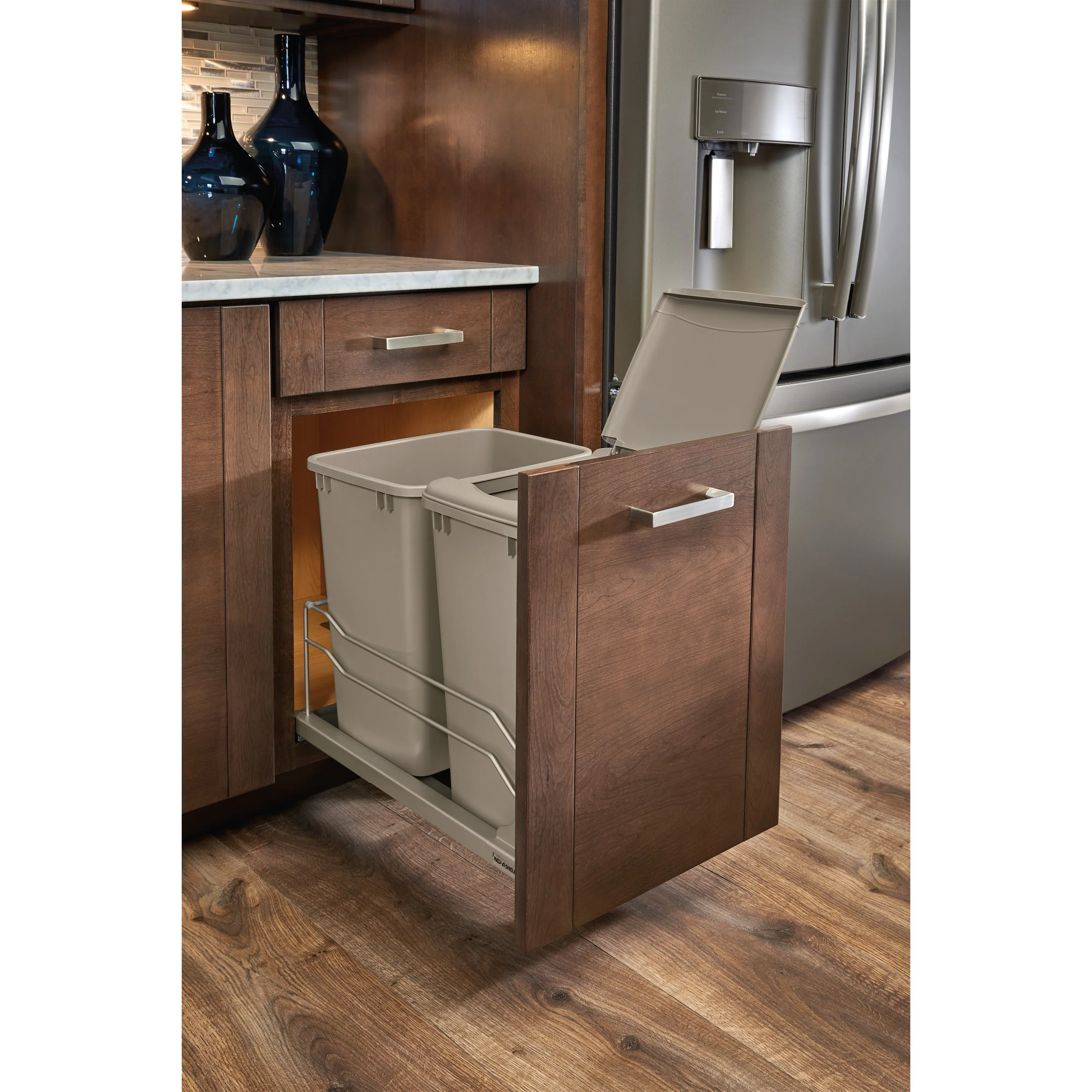 Double 35 Qrt Pull-out Waste Container Soft-Close Champagne  14.38 in (365 mm) W x 22.25 in (565 mm) D x 19 in (483 mm) H - Image 13