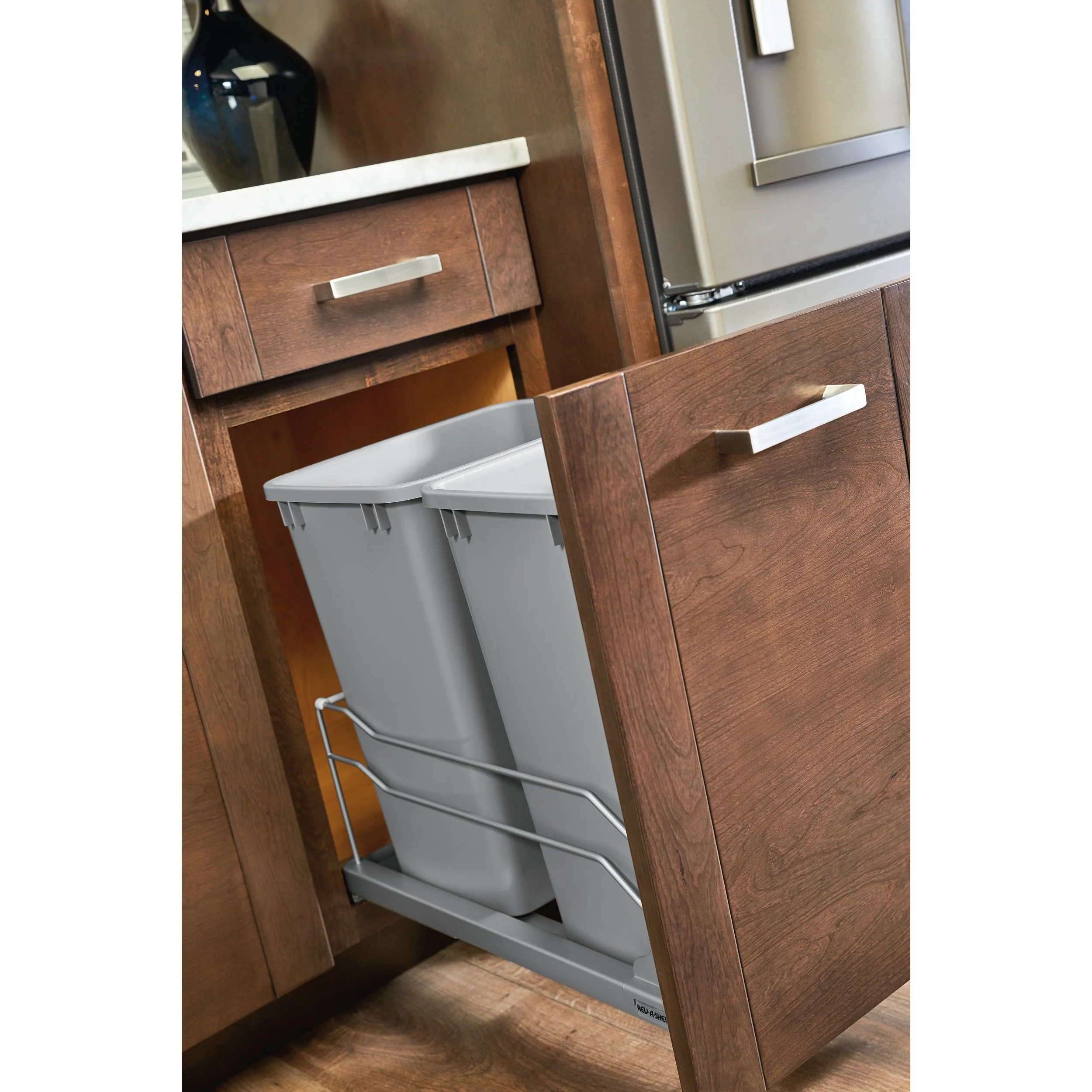 Double 35 Qrt Pull-out Waste Container Soft-Close Metallic Silver 14.38 in (365 mm) W x 22.25 in (565 mm) D x 19 in (483 mm) H - Image 3