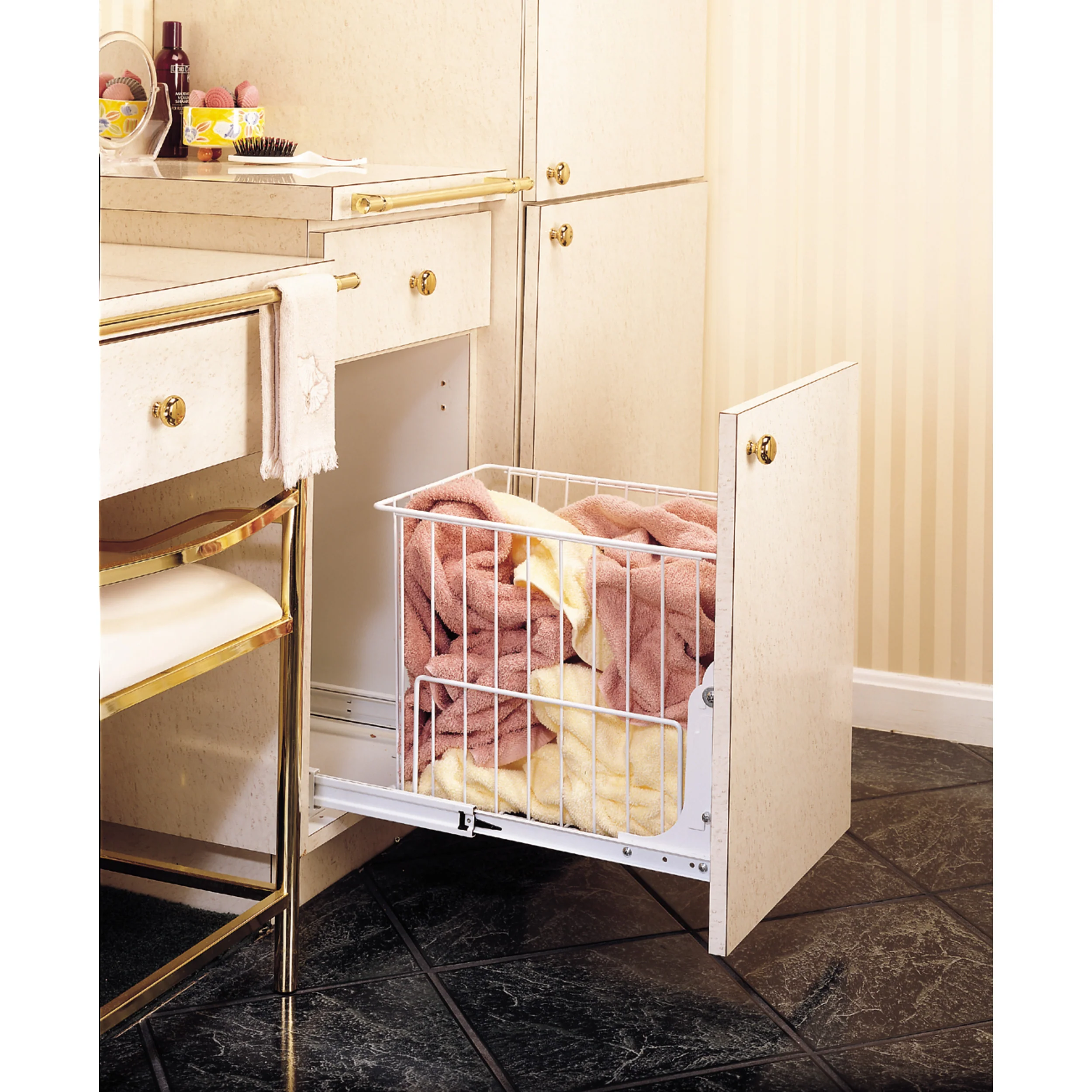 Pull-Out Wire Hamper White  11.88 in (302 mm) W x 18 in (457 mm) D x 19.38 in (492 mm) H - Image 2